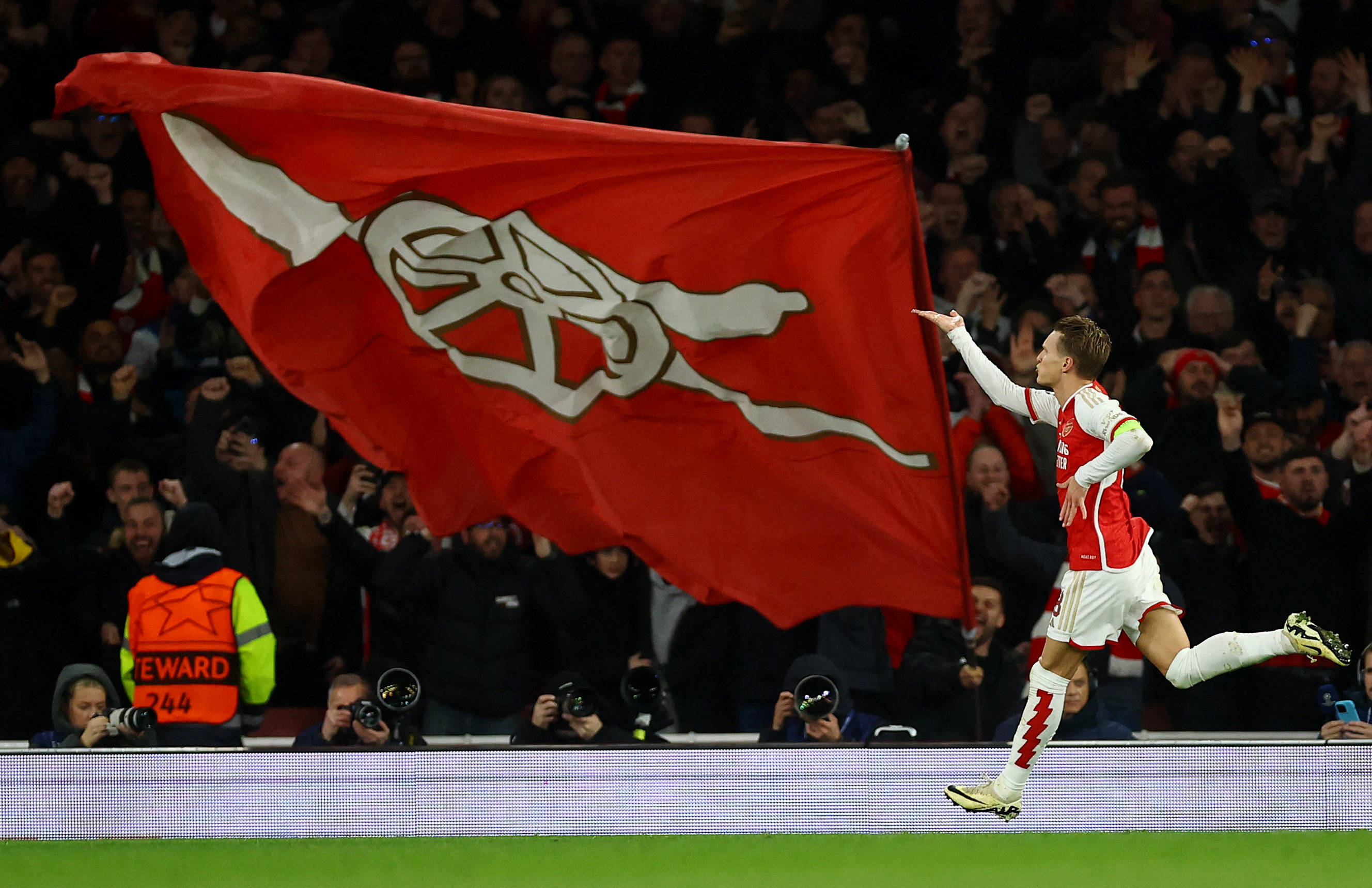 开拓者对阵雷霆伤病报告：6人缺阵，克林根&罗威出战成疑